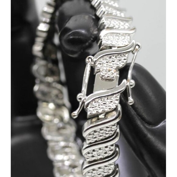 SONYA HOU genuine diamond tennis bracelet silver tone vintage EUC 22.9 grams 7" - Picture 2 of 9